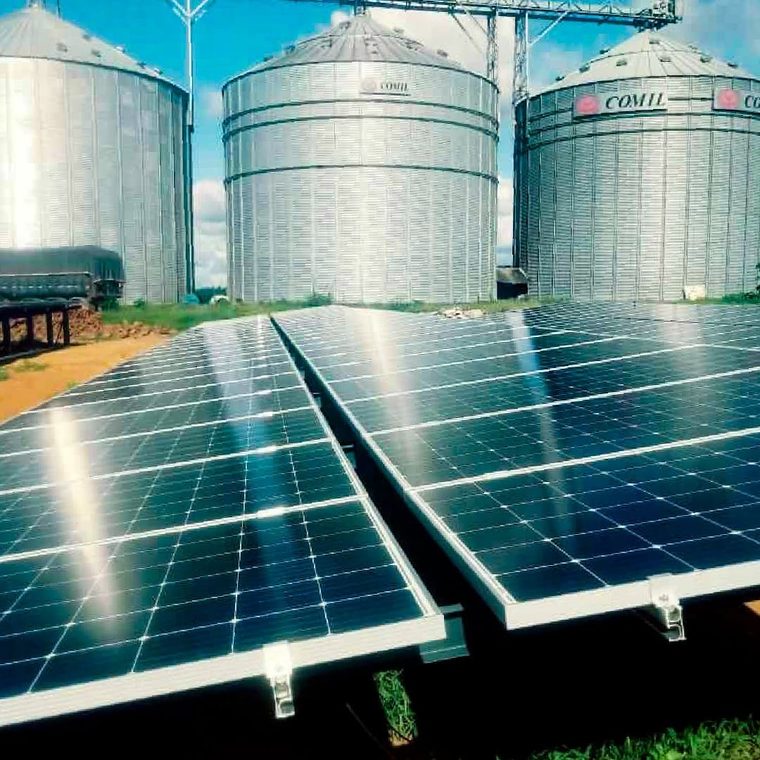 Sistema de 8,72 kWp, com 16 módulos instalados em Manacapuru/AM