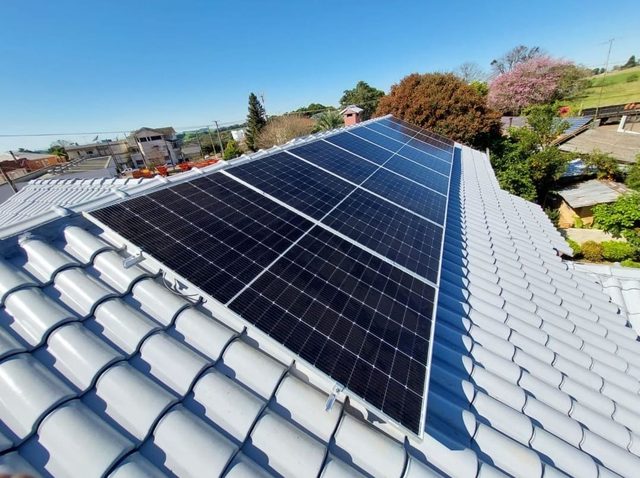 Sistema de 31,06 kWp, com 57 módulos instalados em Patrocínio/MG