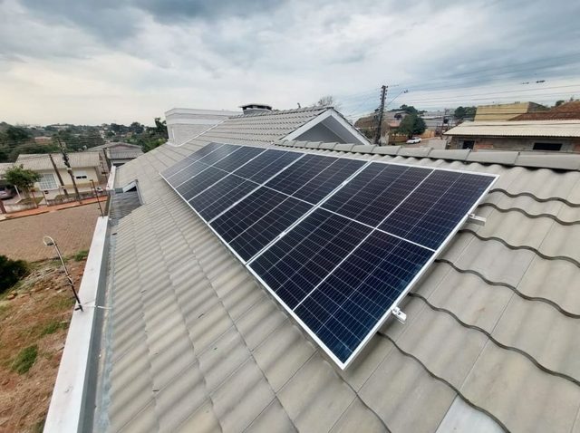 Sistema de 11,99 kWp, com 22 módulos instalados em Santa Luzia/MA