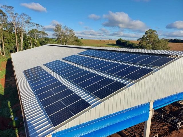 Sistema de 31,06 kWp, com 57 módulos instalados em Patrocínio/MG