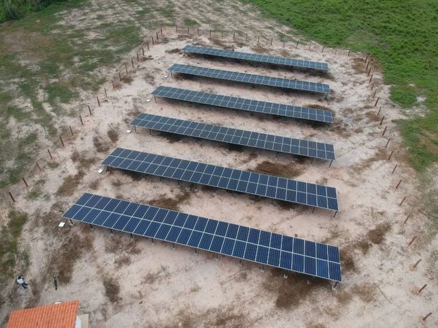 Sistema de 15,18 kWp, com 46 módulos instalados em Manaus/AM